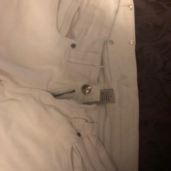 Red Rivet size 7 white jeans - Picture 2 of 5